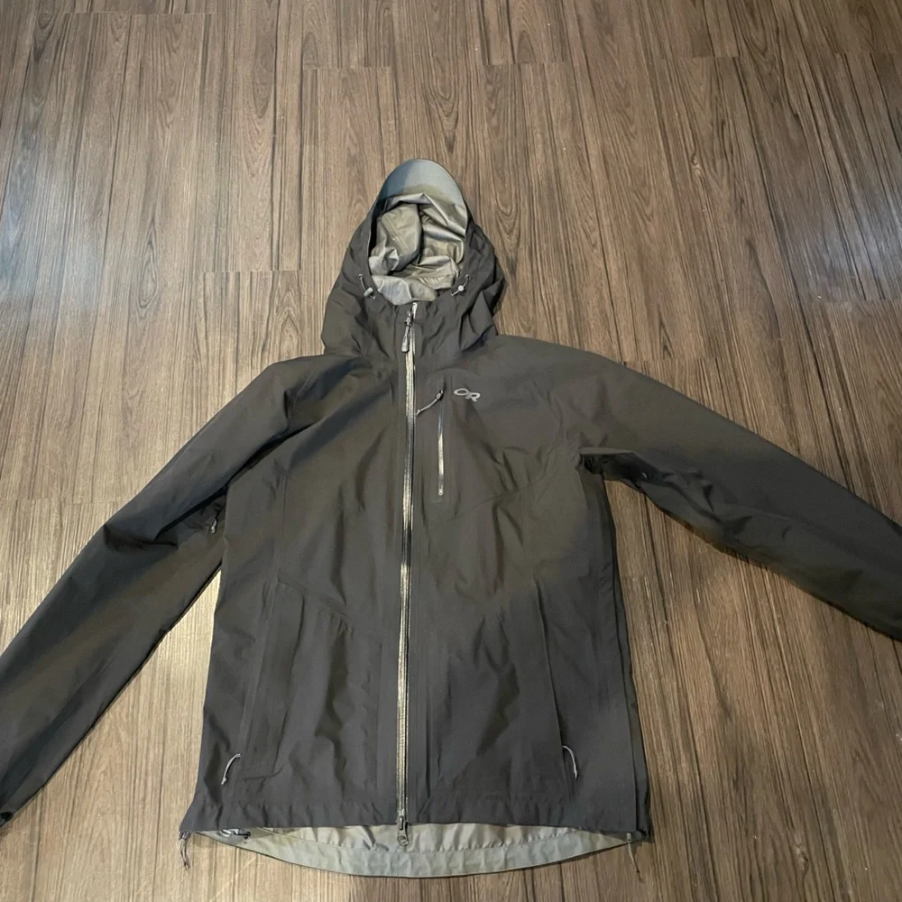 Outdoor Research Women's Black Aspire Gore Tex Waterproof Jacket - Picture 2 of 4